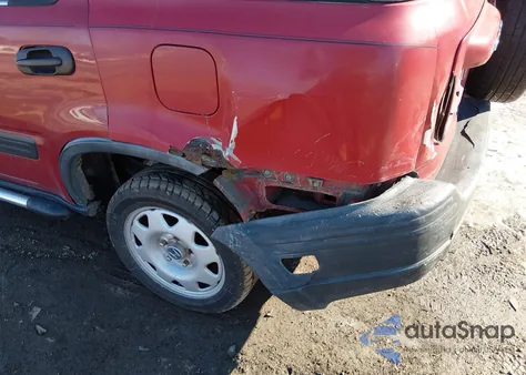 1997 Honda Cr-V z USA, uszkodzony, nr VIN JHLRD1850VC042713